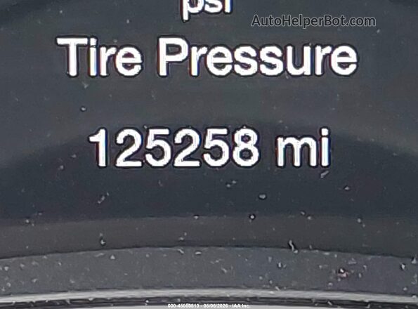 1C4RJFBG0JC203469 2018 JEEP GRAND CHEROKEE Белый Вид задней части салона