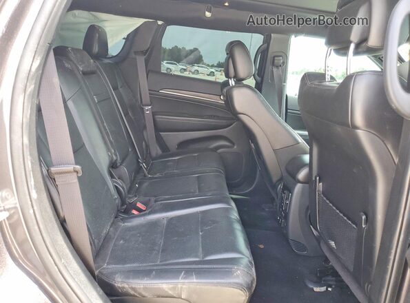 1C4RJFBG2LC120693 2020 JEEP GRAND Gray Rear interior view