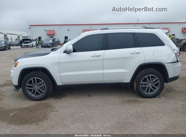 1C4RJFBG4JC504777 2018 JEEP GRAND CHEROKEE White 360 interior view