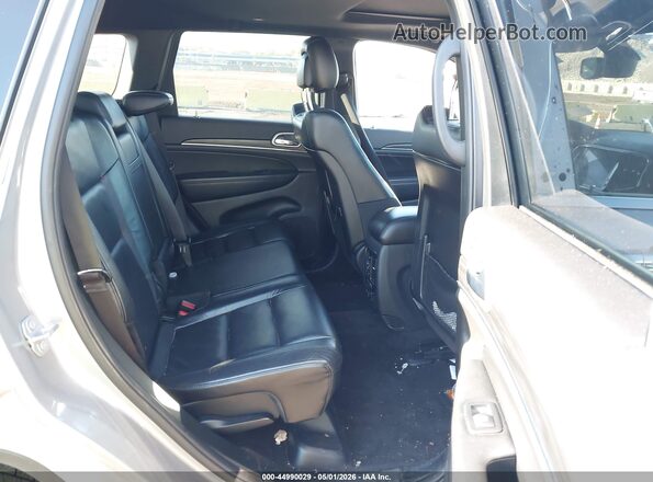 1C4RJFBG5KC569767 2019 JEEP GRAND CHEROKEE Silver VIN կոդի պիտակի տեսք