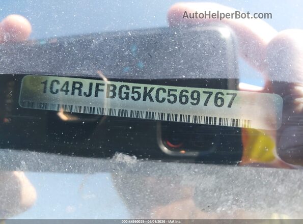 1C4RJFBG5KC569767 2019 JEEP GRAND CHEROKEE Silver 