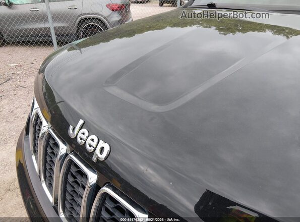 1C4RJFBG7HC754542 2017 JEEP GRAND CHEROKEE Black Front view