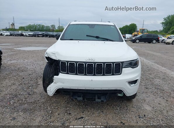 1C4RJFBG8JC245209 2018 JEEP GRAND CHEROKEE White Widok wnętrza z tyłu