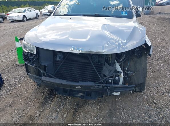 1C4RJFBG8JC503583 2018 JEEP GRAND CHEROKEE Gray Vista frontal