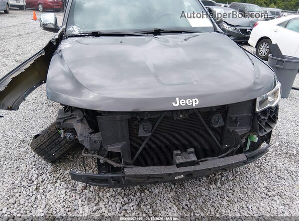 1C4RJFBGXJC105582 2018 JEEP GRAND CHEROKEE Gray წინა ხედი