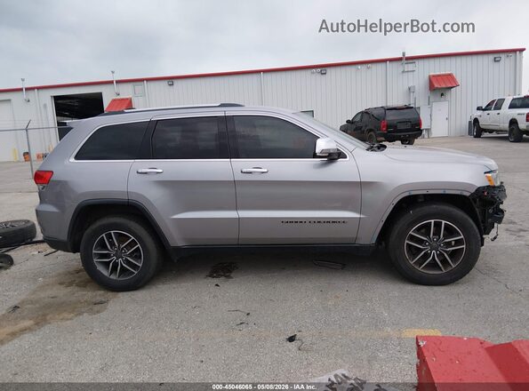 1C4RJFBGXKC765624 2019 JEEP GRAND CHEROKEE Silver 360 interior view