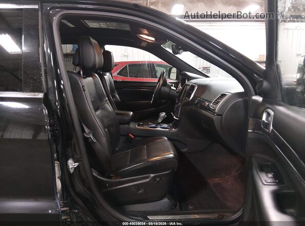 1C4RJFCG7JC458280 2018 JEEP GRAND CHEROKEE Черный Вид салона спереди