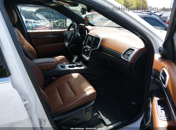 1C4RJFJG0JC506530 2018 JEEP GRAND CHEROKEE White Вид салону спереду