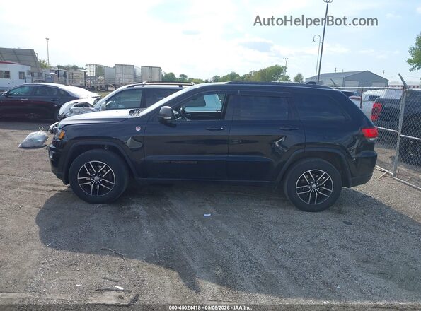1C4RJFLG2JC304138 2018 JEEP GRAND CHEROKEE Black 