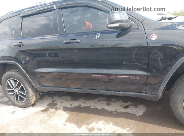 1C4RJFLG2JC335485 2018 JEEP GRAND CHEROKEE Black Widok wnętrza z tyłu