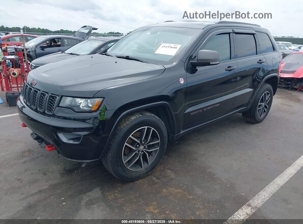 1C4RJFLG8JC333868 2018 JEEP GRAND CHEROKEE Black წინა მარცხენა ხედი სამი მეოთხედიდან