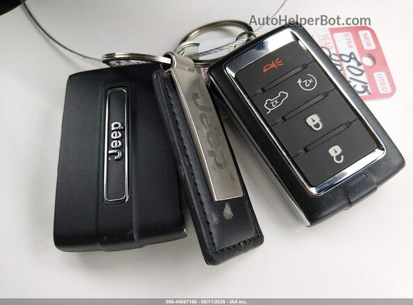 1C4RJHAG5PC661093 2023 JEEP GRAND CHEROKEE Gray წინა პანელის ხედი
