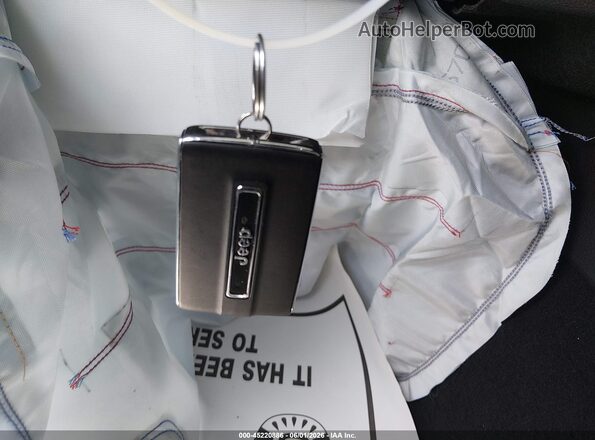 1C4RJHAG8S8782888 2025 JEEP GRAND CHEROKEE White Առջևի վահանակի տեսք