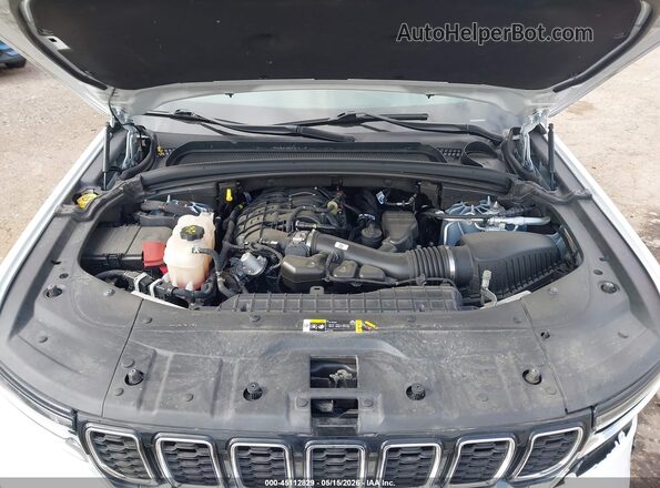 1C4RJHBG2S8636064 2025 JEEP GRAND CHEROKEE White Rear view