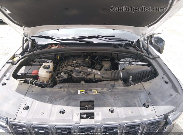 1C4RJHBG8PC501577 2023 JEEP GRAND CHEROKEE White Вид ззаду