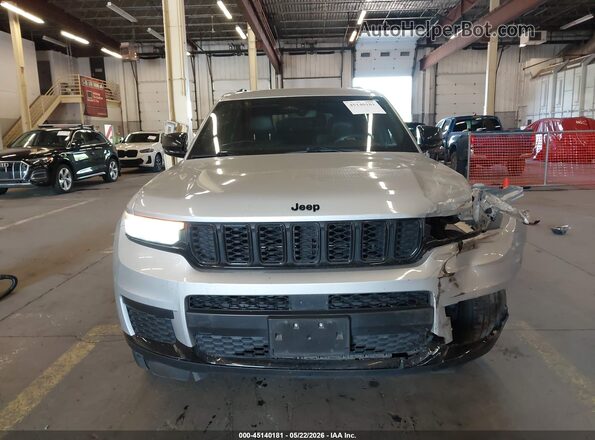 1C4RJKAGXM8201259 2021 JEEP GRAND CHEROKEE L Silver Вид задньої частини салону