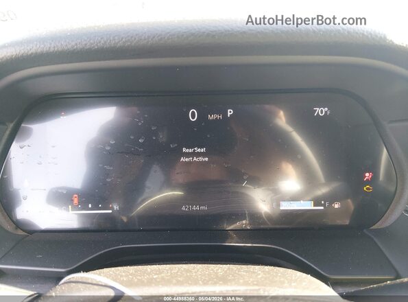 1C4RJKBG1R8545701 2024 JEEP GRAND CHEROKEE L White Vista de los asientos traseros