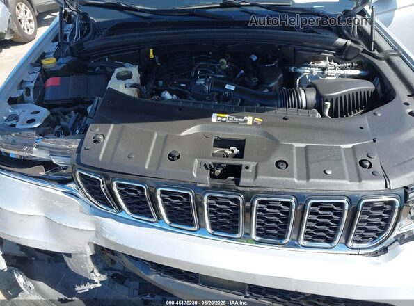 1C4RJKBG2N8524978 2022 JEEP GRAND CHEROKEE L Silver Հետևի տեսք