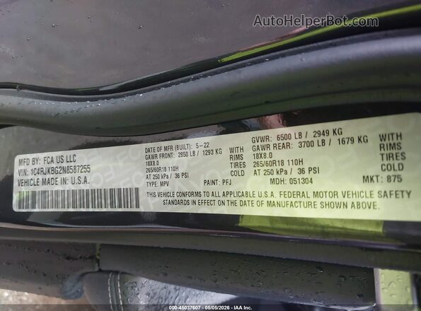 1C4RJKBG2N8587255 2022 JEEP GRAND CHEROKEE L Black Engine compartment view