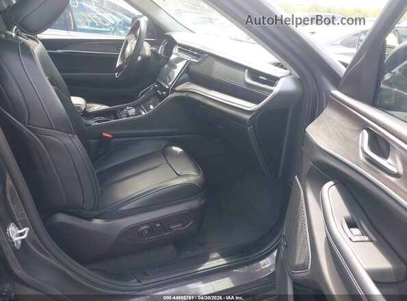 1C4RJKBG2P8829965 2023 JEEP GRAND CHEROKEE L Gray Front interior view