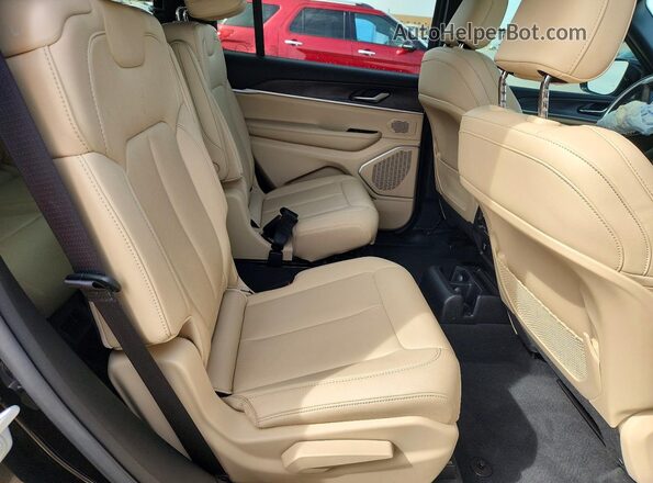 1C4RJKBG3P8832230 2023 JEEP GRAND Black Rear interior view