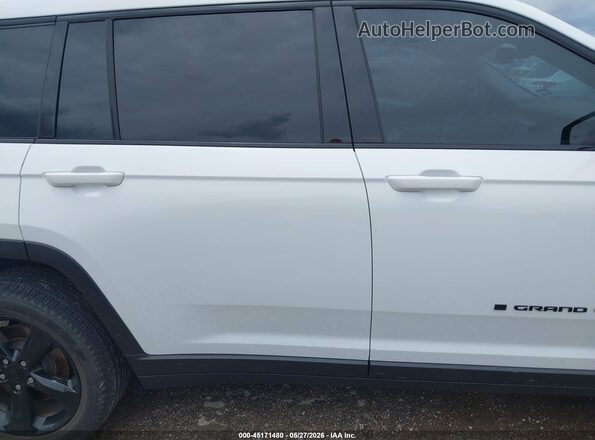 1C4RJKBG3R8912601 2024 JEEP GRAND CHEROKEE L White უკანა სალონის ხედი
