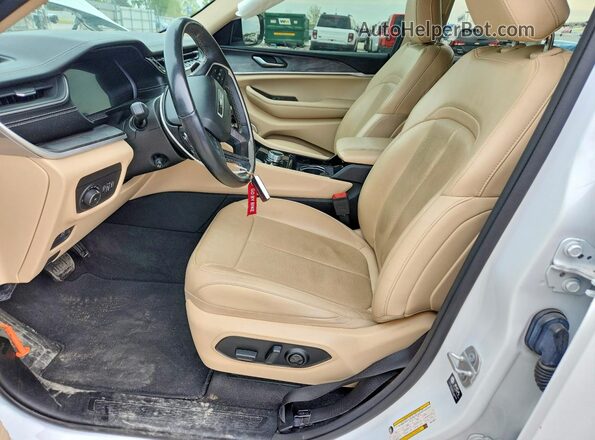1C4RJKBG5M8110821 2021 JEEP GRAND White 