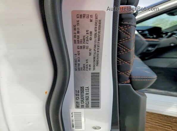 1C4RJKER9T8565585 2026 JEEP GRAND White VIN կոդի պիտակի տեսք