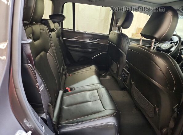 1C4RJYB60P8904611 2023 JEEP GRAND Charcoal უკანა სალონის ხედი
