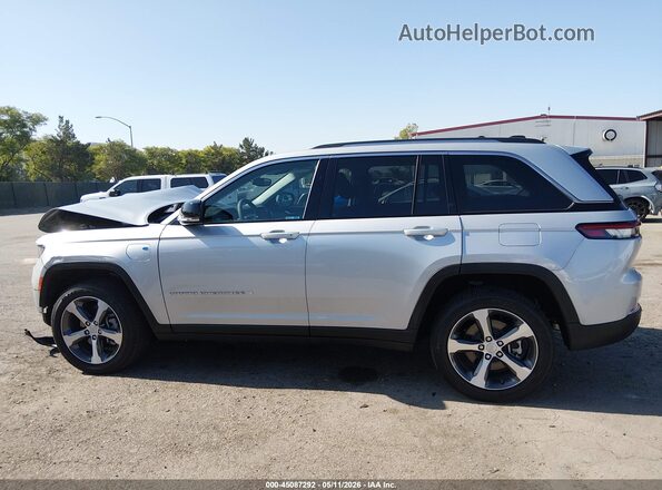 1C4RJYB62PC670811 2023 JEEP GRAND CHEROKEE 4XE Silver Панорамний вид салону 360°