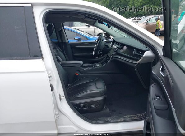 1C4RJYB63PC626249 2023 JEEP GRAND CHEROKEE 4XE White Front interior view