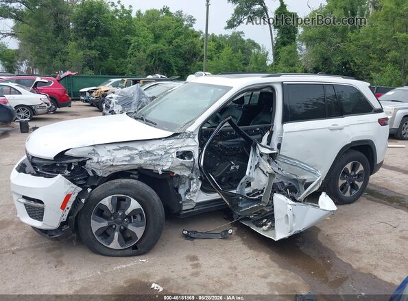 1C4RJYB63PC626249 2023 JEEP GRAND CHEROKEE 4XE White 360 interior view