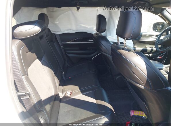 1C4RJYC63P8790991 2023 JEEP GRAND CHEROKEE 4XE White VIN კოდის სტიკერის ხედი