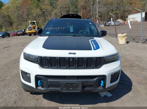 1C4RJYC63P8790991 2023 JEEP GRAND CHEROKEE 4XE White ხელსაწყოთა პანელის ხედი