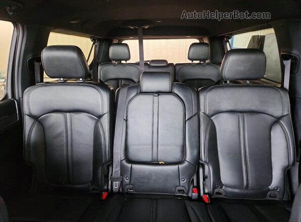 1C4SJSBP3PS568219 2023 JEEP WAGONEER White Vista de los asientos traseros