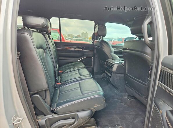 1C4SJUBT7NS202009 2022 JEEP WAGONEER Silver Vista interior trasera