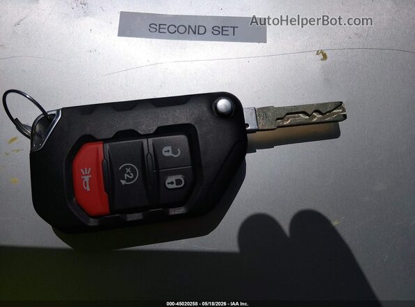 1C6HJTAG8RL118894 2024 JEEP GLADIATOR Red Widok deski rozdzielczej