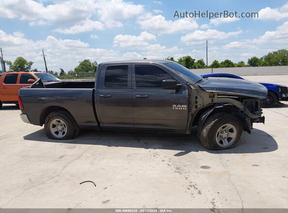 1C6RR6FT2JS100857 2018 RAM 1500 Gray Вид задньої частини салону