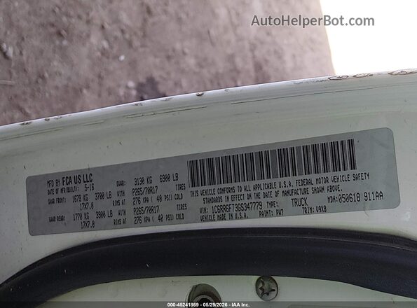 1C6RR6FT3GS347779 2016 RAM 1500 White Vista del compartimento del motor