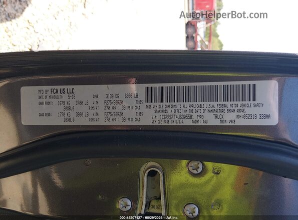 1C6RR6FT4JS305581 2018 RAM 1500 Gray Շարժիչի բաժամունքի տեսք
