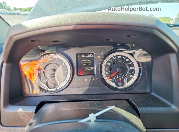1C6RR6FT8JS149660 2018 RAM 1500 Black 