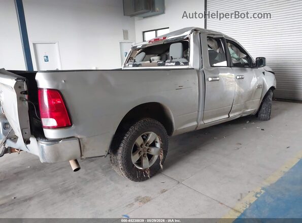 1C6RR6GG4JS119248 2018 RAM 1500 Silver Tył prawy