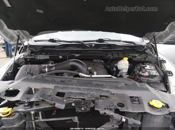 1C6RR6GT6GS269383 2016 RAM 1500 Silver უკანა ხედი