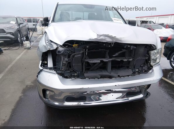 1C6RR6GT6GS269383 2016 RAM 1500 Silver წინა ხედი