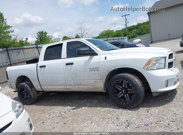 1C6RR6KG2JS322467 2018 RAM 1500 White 360 interior view