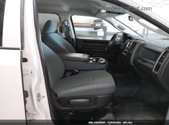 1C6RR6KG3HS821577 2017 RAM 1500 White 