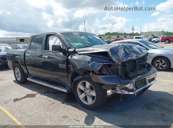 1C6RR6LMXJS229362 2018 RAM 1500 Gray Widok wnętrza z tyłu