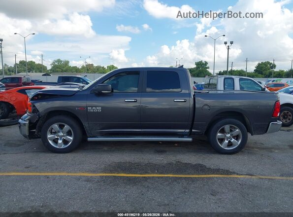 1C6RR6LMXJS229362 2018 RAM 1500 Gray Widok wnętrza 360 stopni