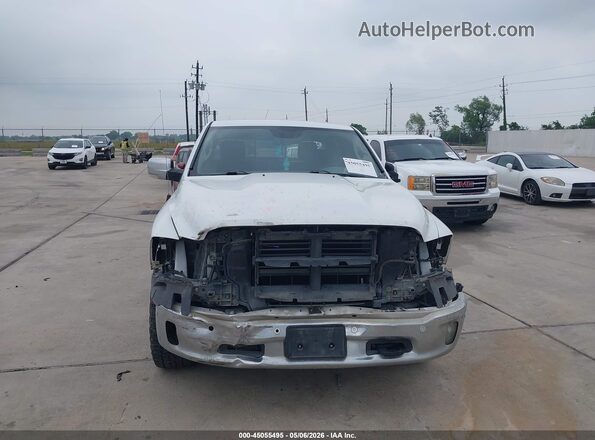 1C6RR6LT0HS662318 2017 RAM 1500 White Սարքավորումների վահանակի տեսք