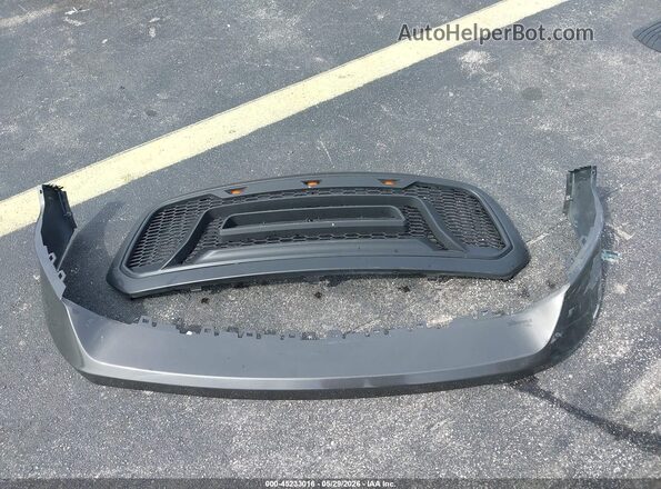 1C6RR6LT0JS248252 2018 RAM 1500 Gray Instrument cluster view